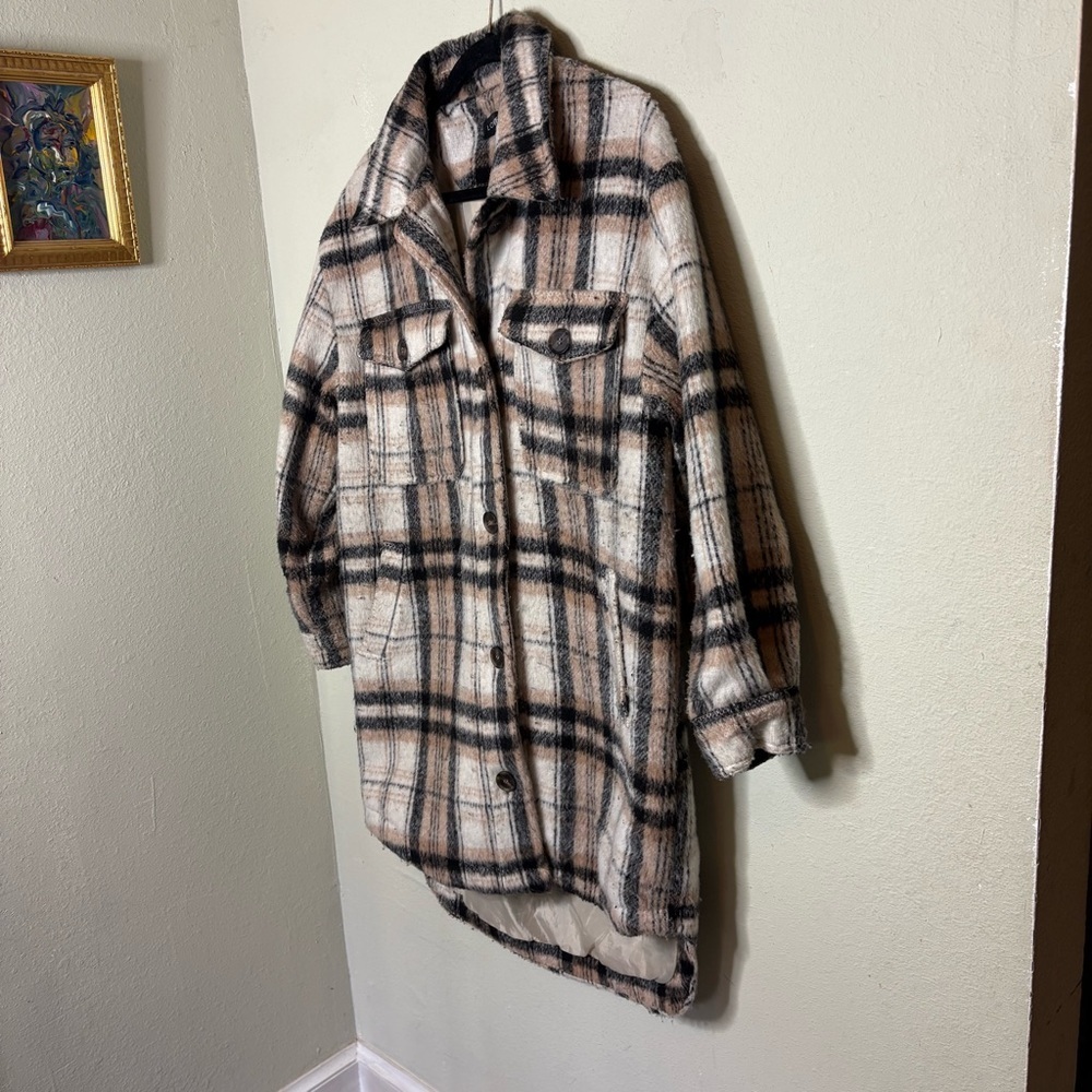 Love Tree Plaid Button-Up Shacket in Cream and Tan Medium - Picture 2 of 8